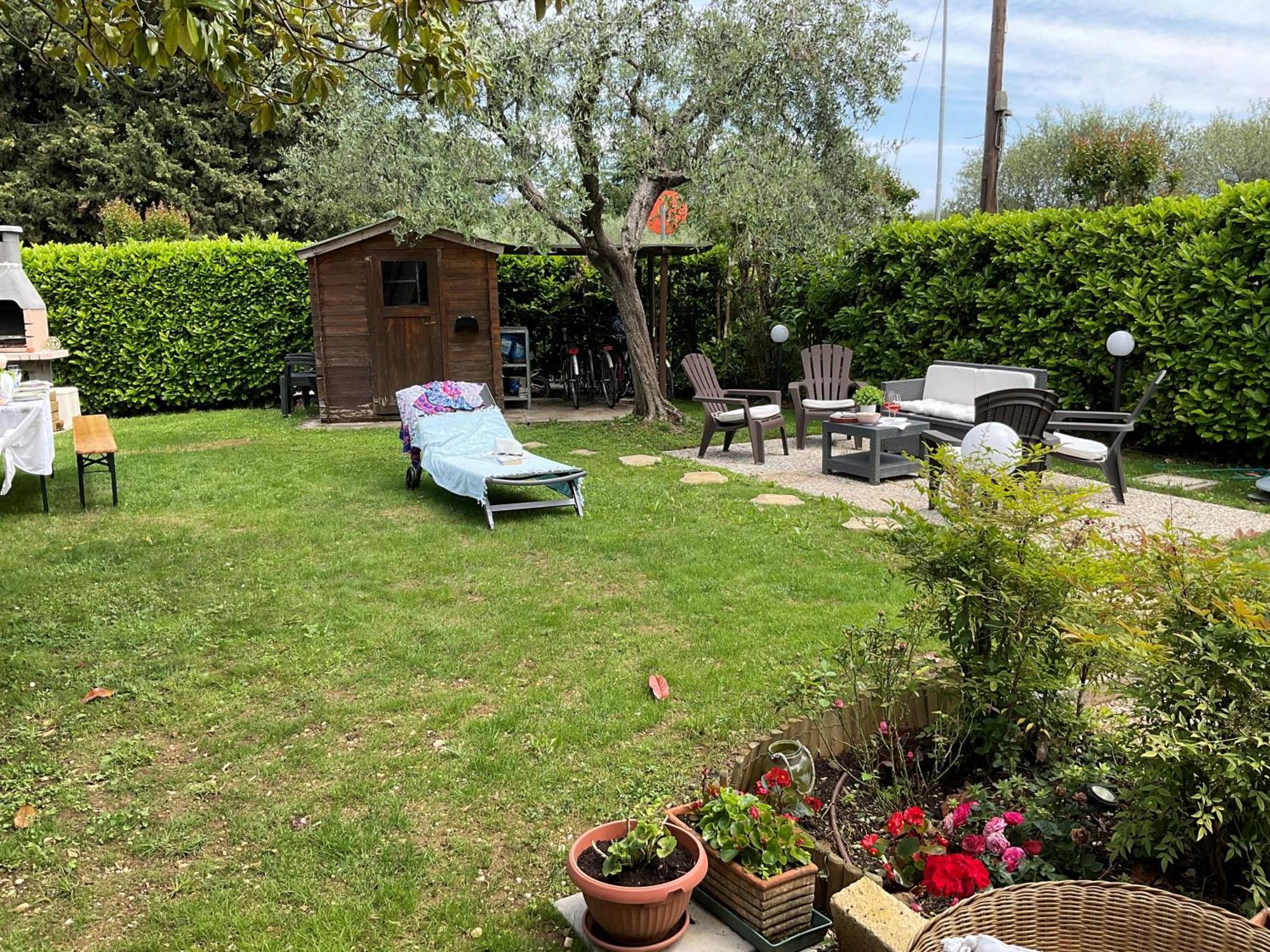Villa Indipendente A Pochi Passi Dal Lago San Felice del Benaco Exterior foto